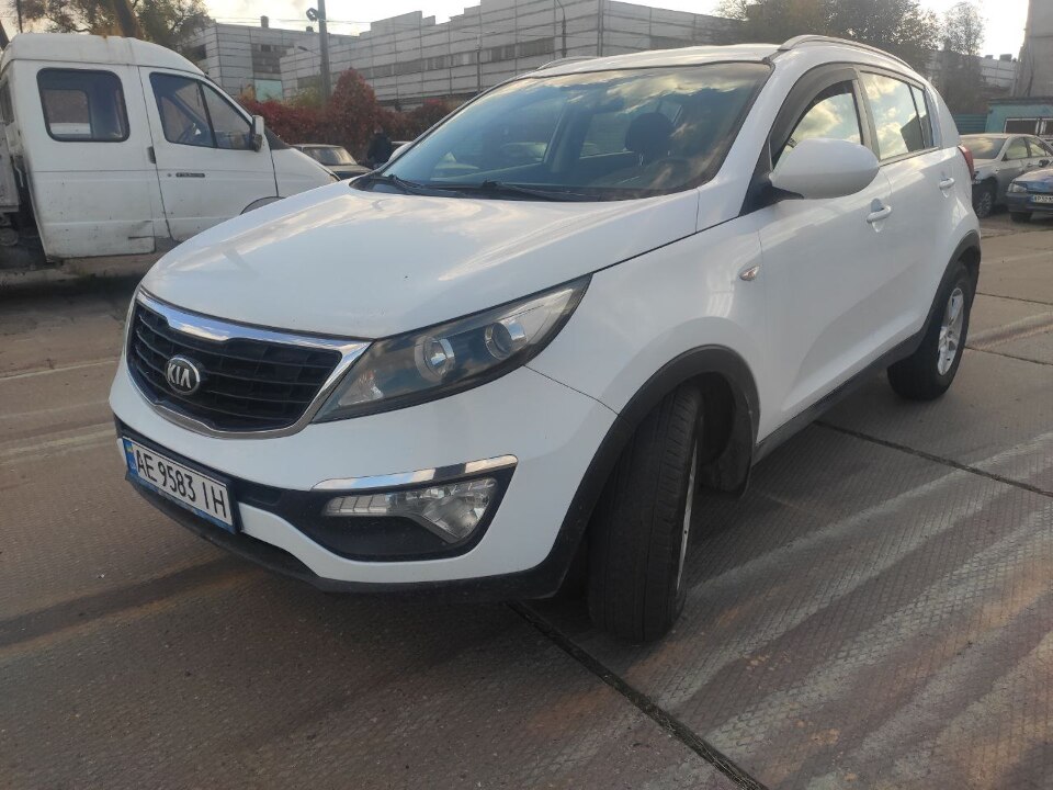 Легковий автомобіль марки KIA Sportage, 2015 р.в., VIN:U5YPB815AEL637561, реєстраційний номер АЕ9583ІН