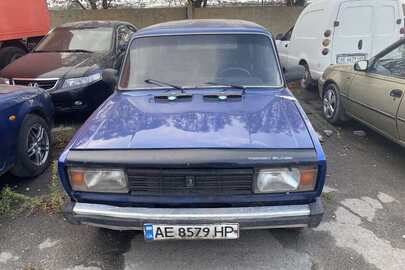 Автомобіль марки ВАЗ, модель 2104, 1985 року випуску, тип легковий універсал - В,колір - синій,  VIN- XTA210400F0008568, реєстраційний номер АЕ8579НР