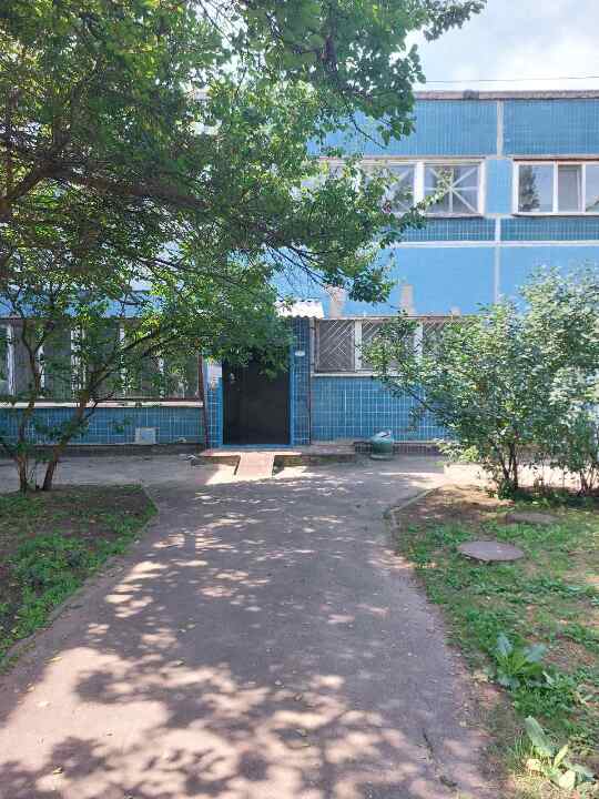 1/4 квартири, загальною площею 61,9 кв.м., житловою 31,9 кв.м., за адресою Дніпропетровська обл., м. Дніпро, вул. М.Міхновського (Щербина) будинок 29 квартира 25