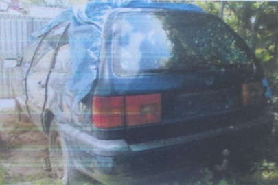 Транспортний засіб марки Volkswagen Passat, 1995 року випуску, реєстраційний номер LC61125, № куз. WVWZZZ3AZSE116061, синього кольору, об'єм двигуна - 1896 см. куб., дизель