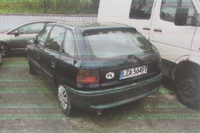 Транспортний засіб марки OPEL ASTRA,  1995 року випуску, реєстраційний номер LZA56491, № куз. W0L000058S5179381, фіолетового кольору, об'єм двигуна - 1598 см. куб., бензин