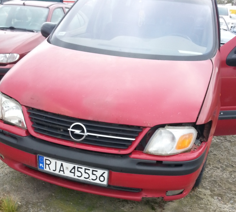 Транспортний засіб марки OPEL Sintra,  1998 року випуску, реєстраційний номер RJA45556, № куз. 4GDDU03A6WD125834, червоного кольору, об'єм двигуна - 2198 см. куб., бензин