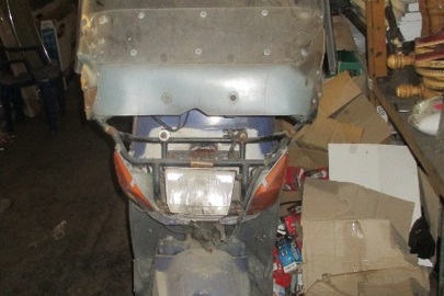 Скутер "Yamaha", номер рами VAOCT-007692, 2001 р.в., об'єм двигуна - 124 см. куб., синього кольору
