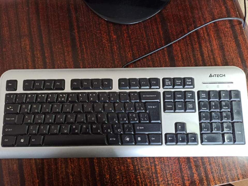 Клавіатура A4TECH, модель LCDS-720, б/в