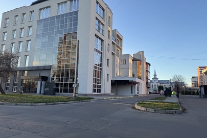 Гараж загальна площа 18.8 кв.м., за адресою: Черкаська обл., м. Черкаси, вулиця Пушкіна, будинок 100/1, гараж 118