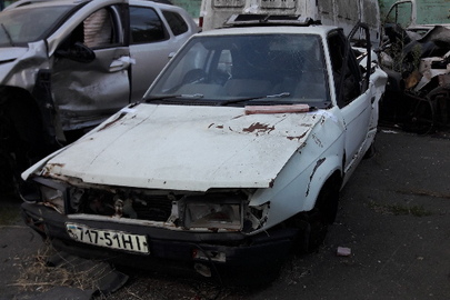 MAZDA Familia, 1985 року випуску, ДНЗ: 717-51НІ, номер кузова BF5P121876