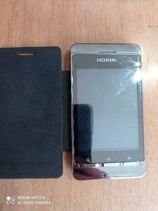 Мобільний телефон NOKIA Z10