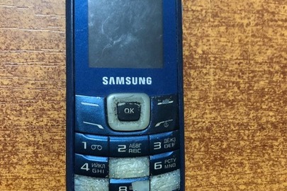 Мобільний телефон "Samsung 1200 і" 