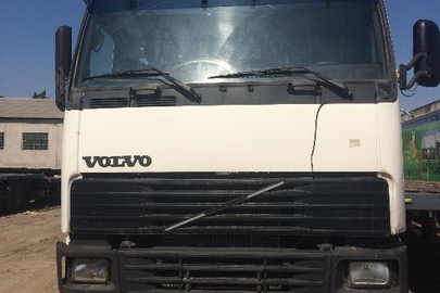 Вантажний сідловий тягач - Е VOLVO FH 12, 1995 року випуску, ДНЗ ВН5947АМ, номер кузову: YV2A4B2A8SB141356