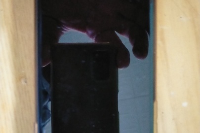 Мобільний телефон "IPhone 6 S" сірого кольору, бувший у використанні