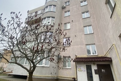 Трикімнатна квартира загальною площею 89,60 кв.м., що розташована за адресою: Київська область, Фастівський район, село Забір'я, вулиця Грисюка, будинок 7-А, квартира 16