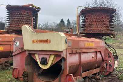 Причіпна механічна машина для збирання гарбузів MOTY Kurbiserntemascine 3000 М, 2010 року випуску, заводський №1014, б/в