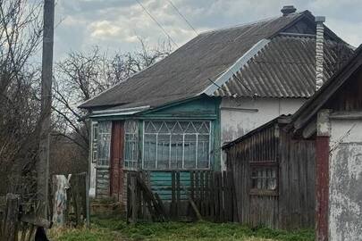 1/3 частка житлового будинку заг. пл. 67.9 кв.м., жит. пл. 31.8 кв.м., та 1/3 частка земельної ділянки, заг. пл. 0.25 га, К/Н: 3222788301:01:007:0054, за адресою: Київська обл., Фастівський р., с. Чорногородка, вул. Франка, буд. 23