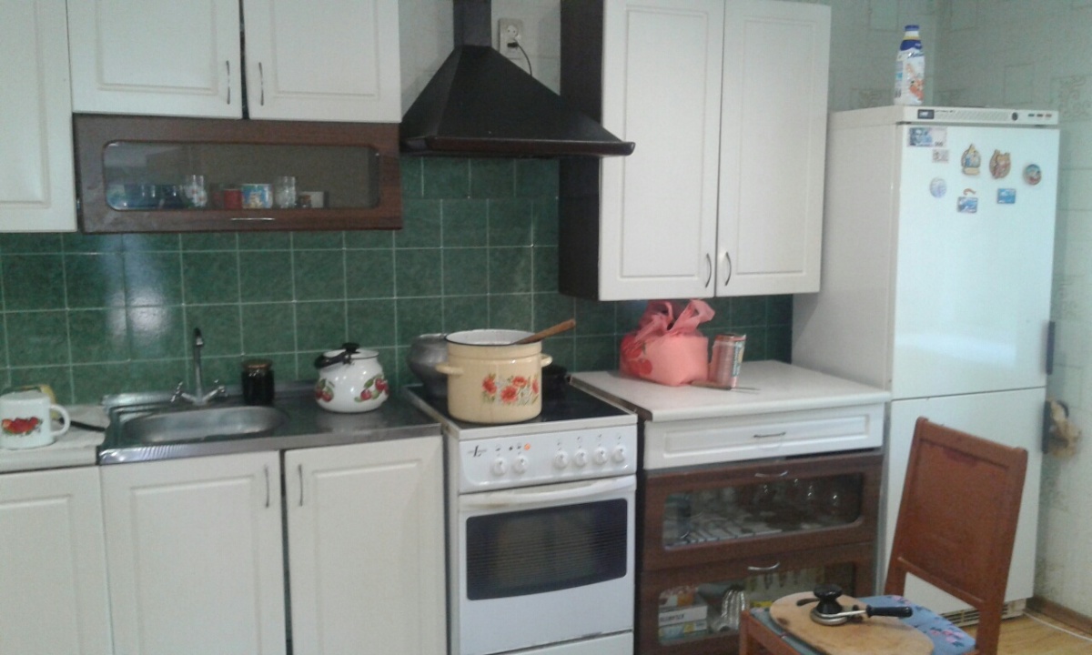 Кухонна стінка