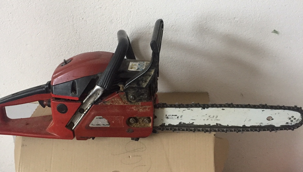 Бензопила 
