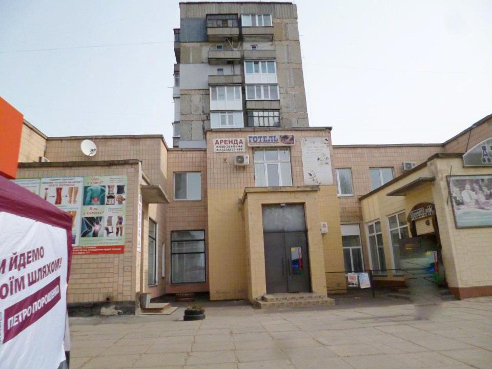 Нежитлове приміщення, загальна площа 337,8 кв. м, які знаходиться за адресою: вул. 6-го Грудня, буд. 137, м. Олександрія, Олександрійський р-н, Кіровоградська обл.