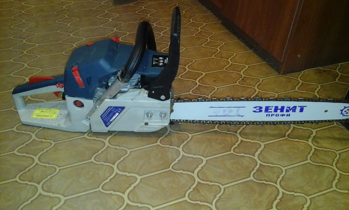 Бензопила 