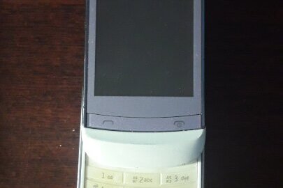 Мобільний телефон "Nokia" С2-06