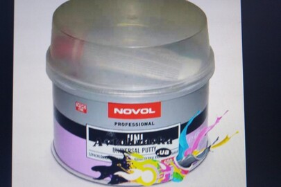 Шпаклівка Novol зі скловолокном 0,25 кг