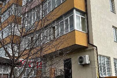 ІПОТЕКА: Однокімнатна квартира загальною площею 53,5 кв.м, житловою площею 22,2 кв.м, за адресою: Київська область, Фастівський район, смт. Чабани, вулиця Машинобудівників, буд. 15, кв. 7