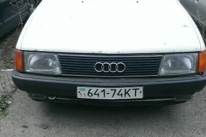 Колісний транспортний засіб AUDI 100 2.0Е (легковий седан-В), 1998 року випуску, реєстраційний номер 64174КТ, VIN/номер кузова: WAUZZZ44ZJN038023