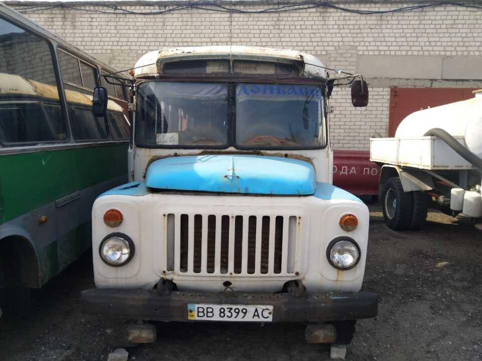 Автобус (пасажирський): КАВЗ 685, 1987 р.в., синього кольору, ДНЗ: ВВ8399АС, VIN: 1015742 009840