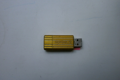 USB флеш  4GB