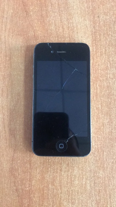 Мобільний телефон iPhone 5