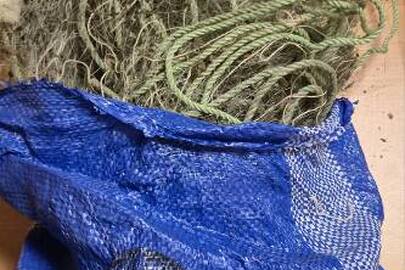 Конфісковане майно за рішенням суду: сітка ліскова, довжиною 40 м, висотою 1,5 м, розмір вічка 75х75 мм., б/в