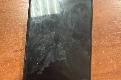 Конфісковане майно за вироком суду: мобільний телефон Samsung Galaxy А04, імей 1: 3535 0396 6916 633, імей 2: 3548 1167 6916 630, з сім-карткою мобільного оператора «Київстар» № +38-096-824-99-59, б/в