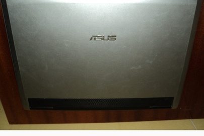 Ноутбук ASUS, сірого кольору , робочий стан не перевірявся