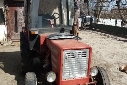 Трактор колісний марки Т-25 "Владимирец", 1991 року випуску, червоного кольору,  заводський номер 109,  реєстраційний номер  - б/н, без реєстраційних документів