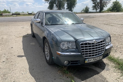 Легковий автомобіль: Chrysler 300-C, 2006 р.в., зеленого кольору, ДНЗ: АН7062ВТ, VIN:1C3H8E3G76Y128431