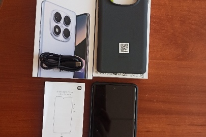 Конфіскація за рішенням суду: мобільний телефон марки Xiaomi Redmi Note 14 Pro із сім-картою мобільного оператора ПрАТ "Київстар" з комлектуючими, бувший у використанні