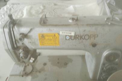 Швейна машина марки Durkopp 272-140042