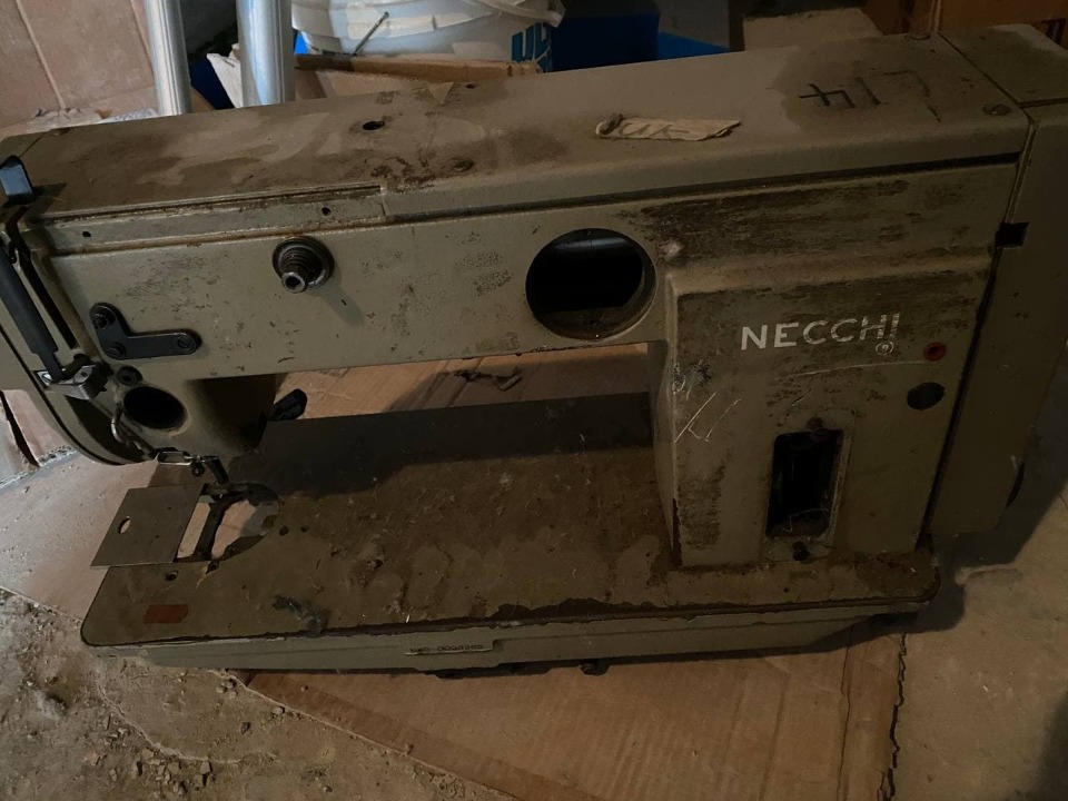 Швейна машина марки Necchi 885-261