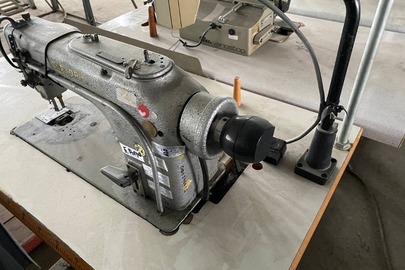 Швейна машина марки Durkopp,серійний номер 211-15105