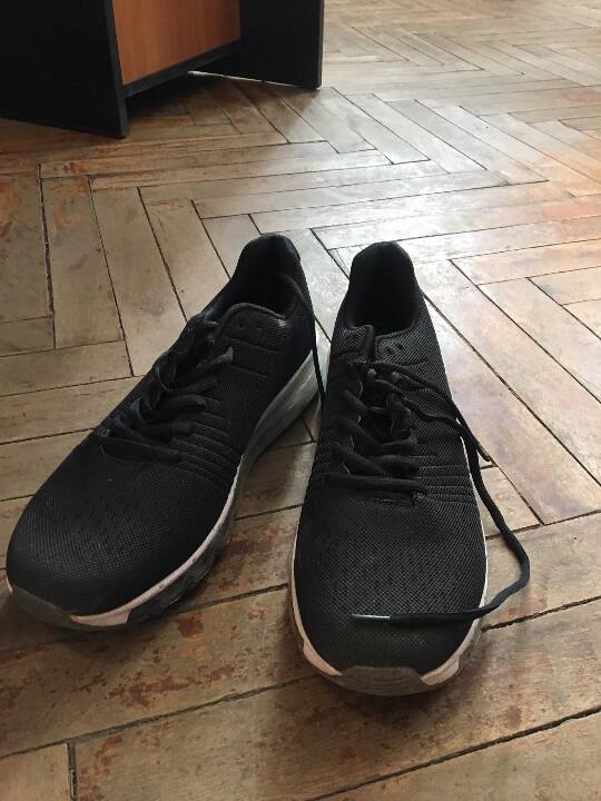 Кросівки, колір чорно-білий, розмір 43, виробник Китай