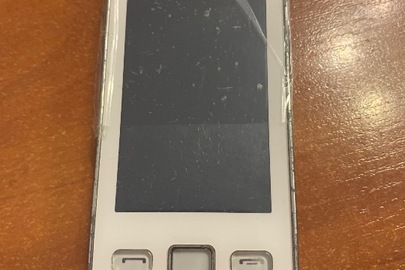 Мобільний телефон марки "SAMSUNG" imei відсутній, без батареї живлення та задньої кришки