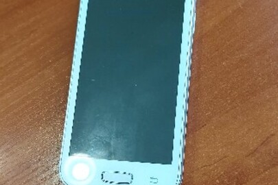 Мобільний телефон марки SUMSUNG J710F, імеі відсутній