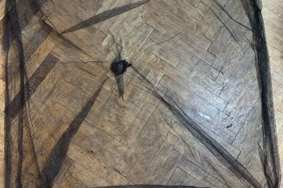 Конфіскація майна за рішенням суду: підсадка "павук" розміром 1,94м х 1,94м, вічком 35мм, б/в