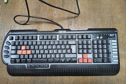 Конфісковане майно за рішенням суду: клавіатура марки 4TECH модель: G800MU, б/в