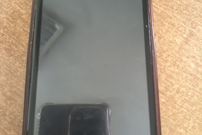 Конфісковане майно за рішенням суду: мобільний телефон LG, чорного кольору, б/в