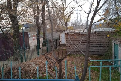 Човновий бокс літ. Щ15 загальною площею 72,4 кв.м., що розташований за адресою: м. Запоріжжя, вулиця Героїв Крут, 84