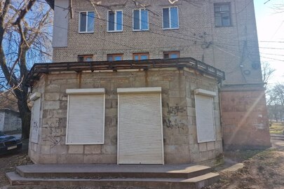 Нежитлове приміщення загальною площею 80.4 кв.м., за адресою: м. Запоріжжя, вул. 8 Березня, буд. 76, приміщення 1