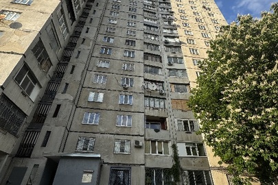 Трикімнатна квартира, загальна площа 71,9 кв.м., за адресою: місто Харків, вулиця Героїв Праці, будинок 56, квартира 32