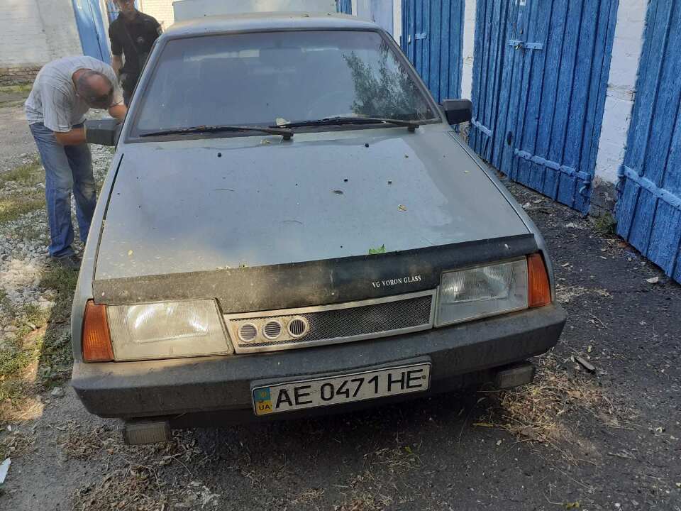 Автомобіль марки ВАЗ моделі 21099, 1995 року випуску, VIN/шассі XTA210990T1827982, реєстраційний номер АЕ0471НЕ