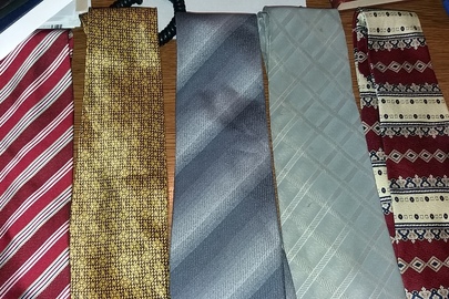 Набір краваток