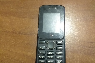 Мобільний телефон Fly F178 чорного кольору