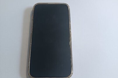 Конфісковане майно за рішенням суду : мобільний телефон марки "Apple Iphone 13" ,білого кольору, б/в